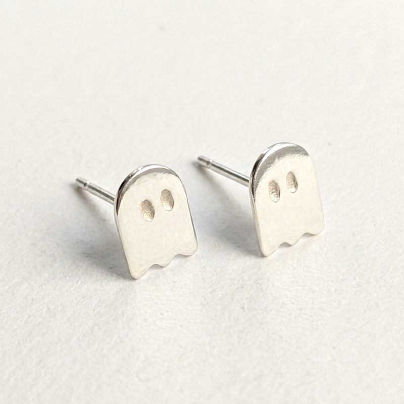 'Casper' Ghost Tiny Silver Stud