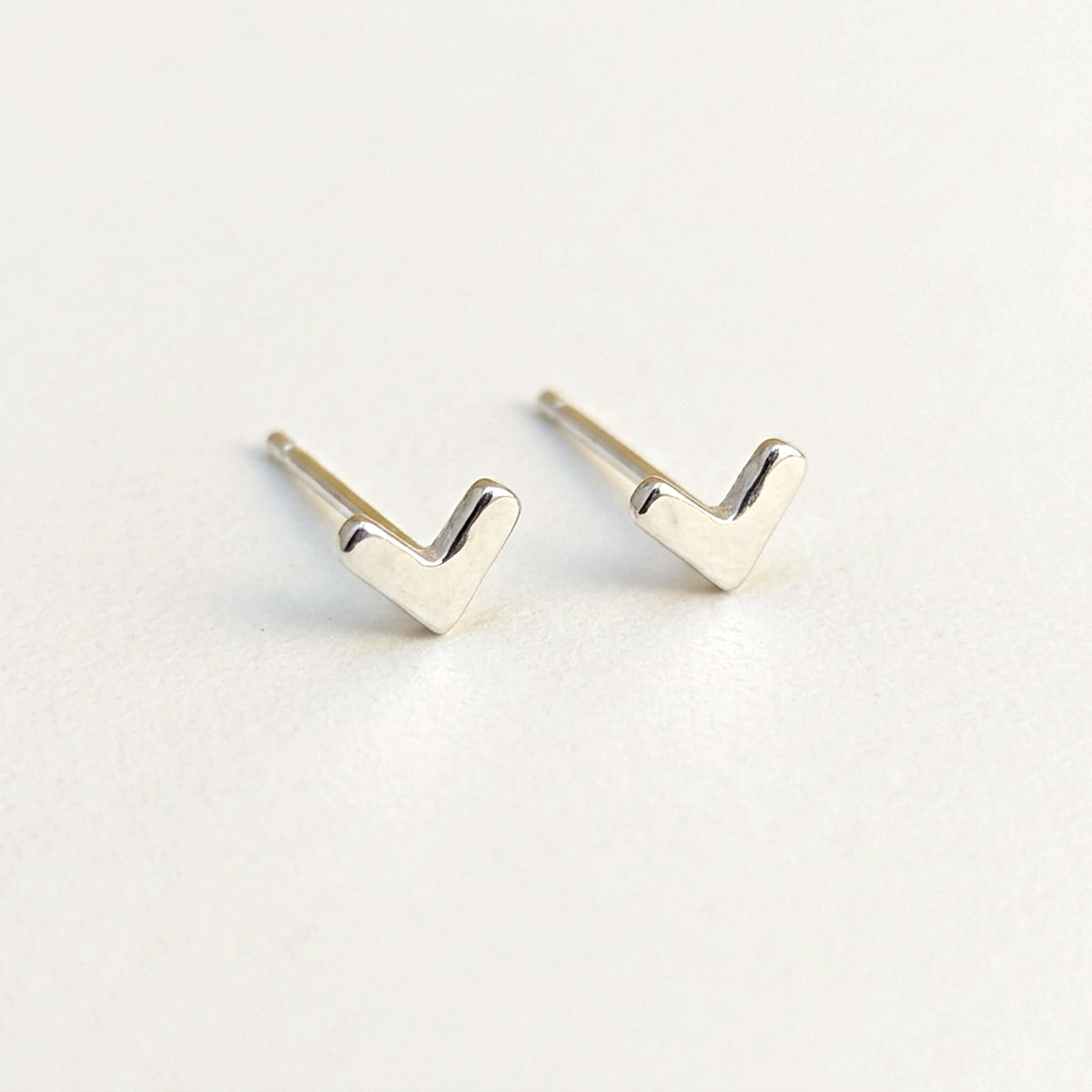 'Chevron' Sterling Silver Tiny Chevron Stud Earring
