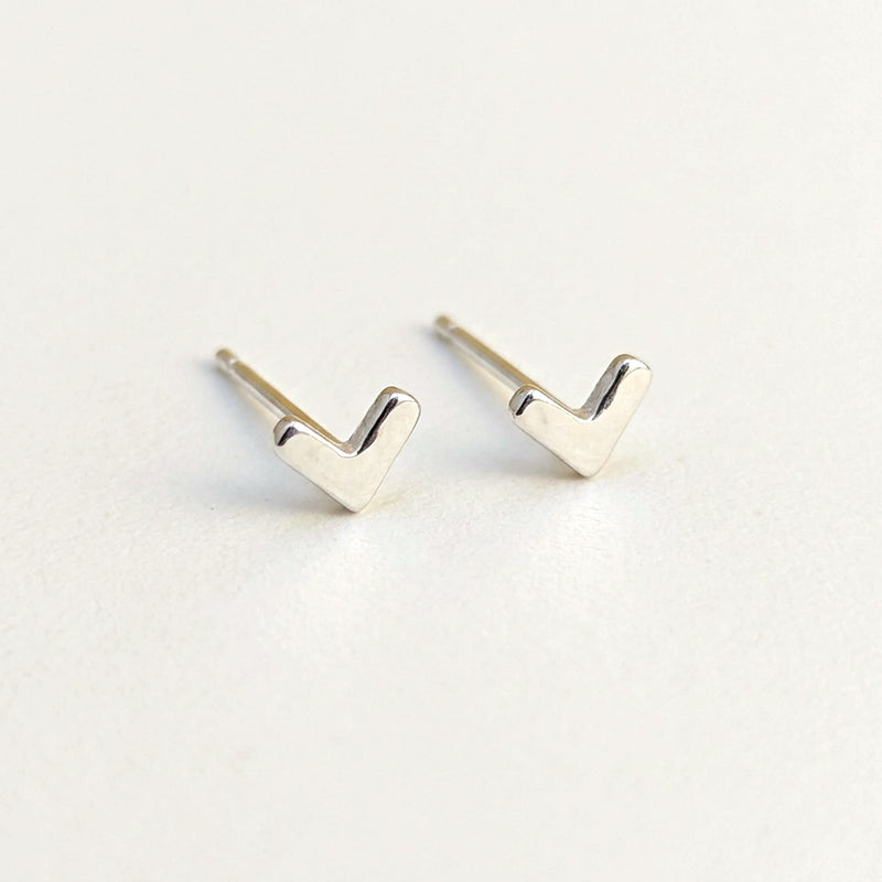 'Chevron' Sterling Silver Tiny Chevron Stud Earring