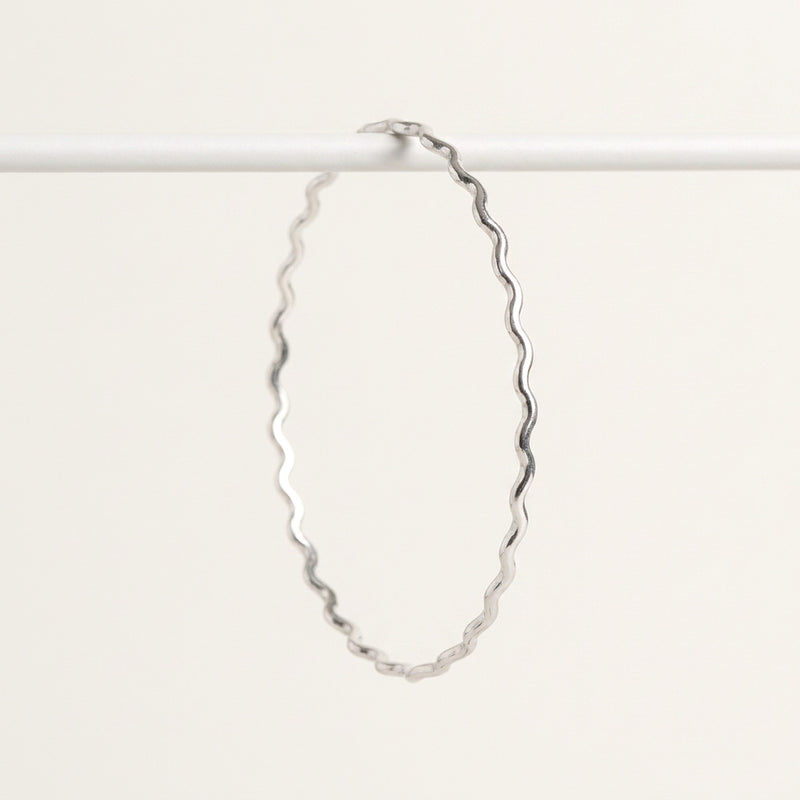 'Wiggle' Silver Bangle